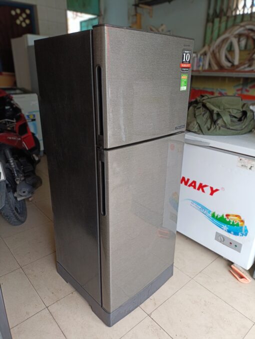 Tủ lạnh Sharp inverter 196 lít - Ảnh 2