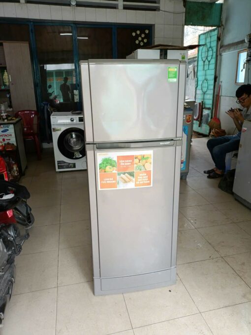 Tủ lạnh Sharp 180L