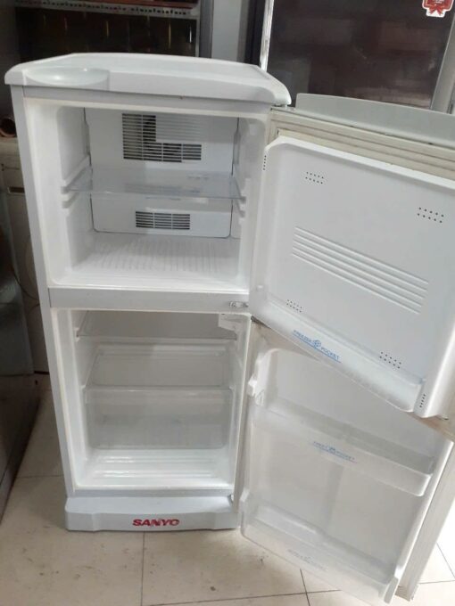 Tủ lạnh Aqua Sanyo 123 lít - Ảnh 2
