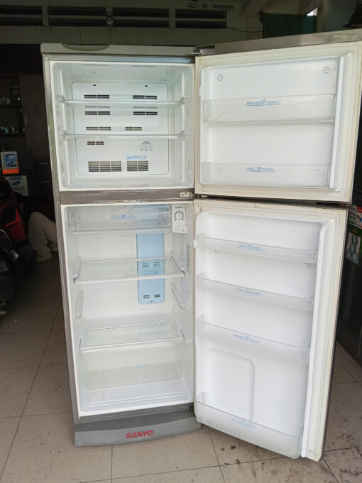 391 - Tủ lạnh Sanyo 207 lít - Ảnh 2
