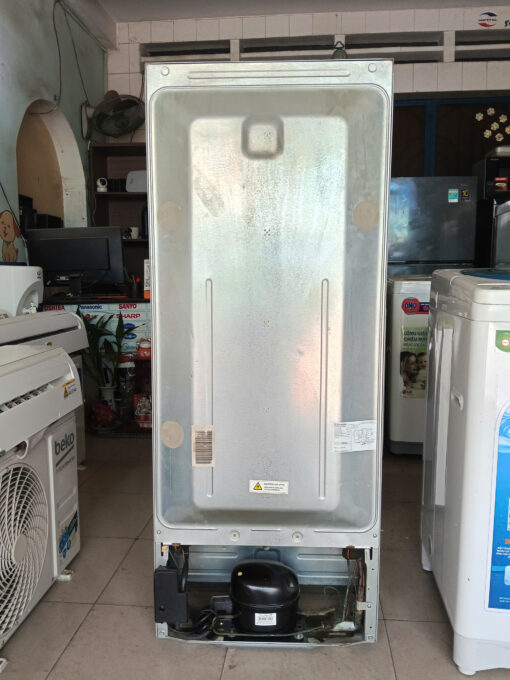 382 - Tủ lạnh Electrolux 200 lít - Ảnh 2