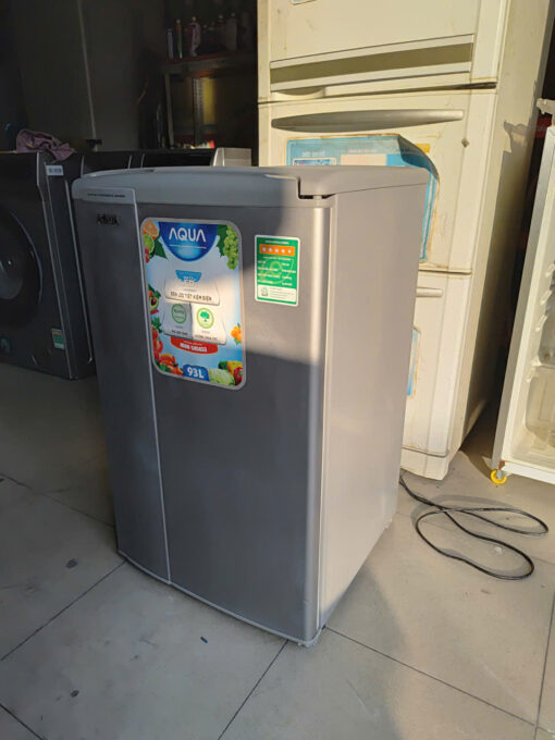 379 - Tủ lạnh mini Aqua 92 lít - Ảnh 3