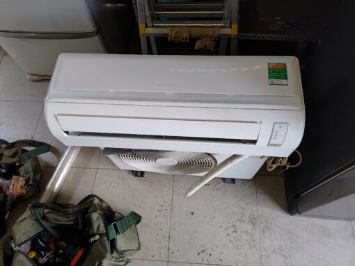 379 - Máy lạnh samsung 1 ngựa