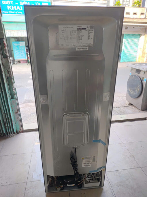 375 - Tủ lạnh Aqua inverter 212 lít còn mới - Ảnh 3