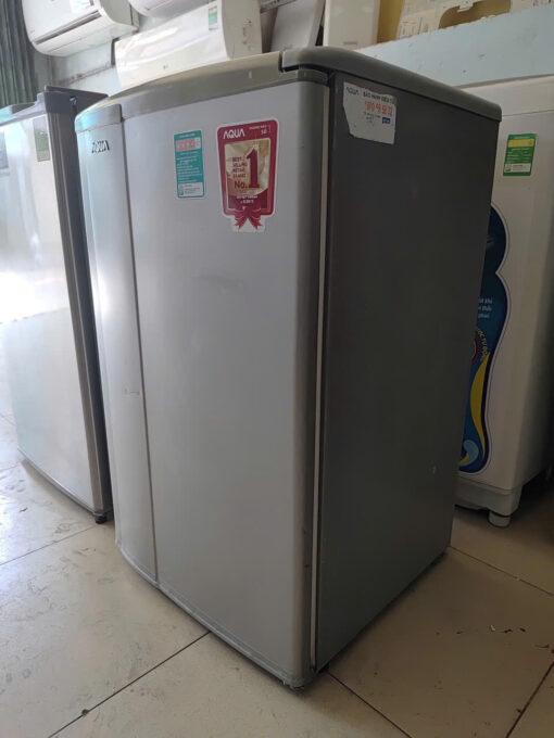 373 - Tủ lạnh mini Aqua 90 lít - Ảnh 2
